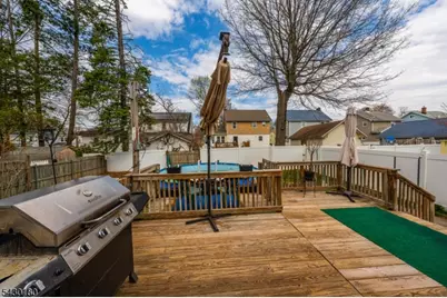 124 W 10th Ave, Roselle, NJ 07203 - Photo 15