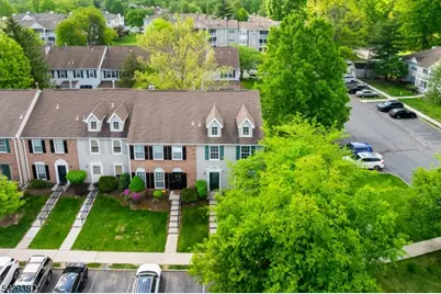 31 Bethany Ct, Franklin Township, NJ 08823 - Photo 25