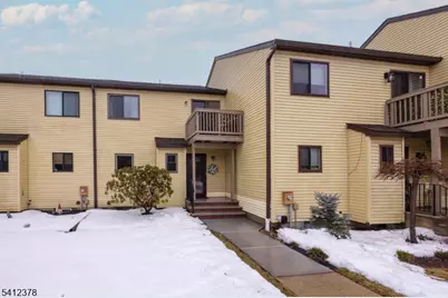7 Lake Ct, Raritan Township, NJ 08822 - Photo 3