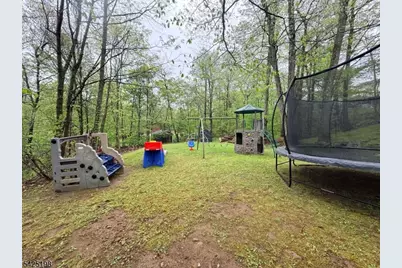 8 Cold Spring Dr, Vernon, NJ 07422 - Photo 7