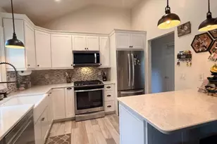 8 Cold Spring Dr, Vernon, NJ 07422 - Photo 9