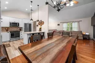 8 Cold Spring Dr, Vernon, NJ 07422 - Photo 5