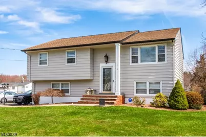 8 Kennedy Dr, Fairfield, NJ 07004 - Photo 27