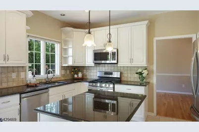 2 Raddel Ct, Hillsborough Township, NJ 08844 - Photo 13