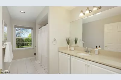 2 Raddel Ct, Hillsborough Township, NJ 08844 - Photo 25