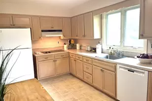 156 Goltra Dr, Bernards Township, NJ 07920 - Photo 5