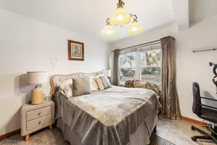 526 Jackson Ave, Elizabeth, NJ 07201 - Photo 15