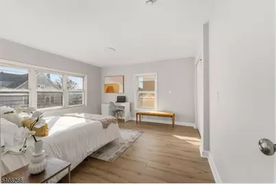526 Jackson Ave, Elizabeth, NJ 07201 - Photo 3