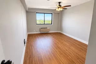 60 Parkway Dr E Unit, East Orange, NJ 07017 - Photo 7