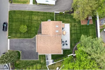 32 Bergen Rd, New Providence, NJ 07974 - Photo 5