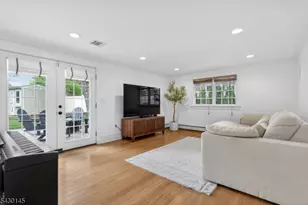 32 Bergen Rd, New Providence, NJ 07974 - Photo 15