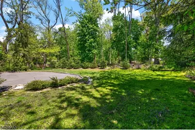 184 Old Short Hills Rd, Millburn, NJ 07078 - Photo 41