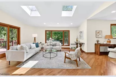 184 Old Short Hills Rd, Millburn, NJ 07078 - Photo 15