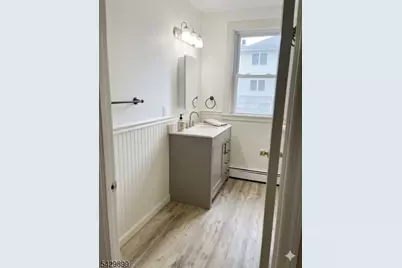 15 9th Ave, East Orange, NJ 07018 - Photo 17