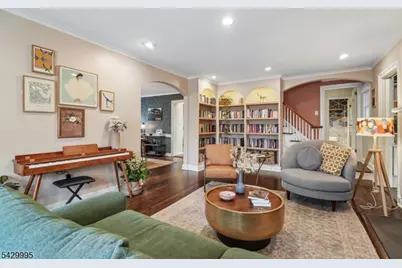 289 Western Dr S., South Orange, NJ 07079 - Photo 3