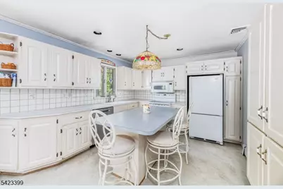 31 Lounsberry Hollow Rd, Vernon, NJ 07461 - Photo 11