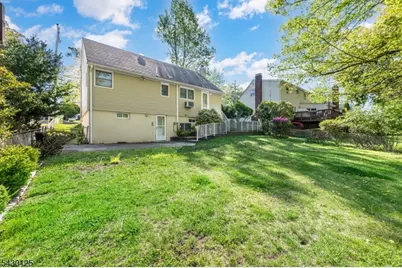 225 Linden Rd, Wayne, NJ 07470 - Photo 7