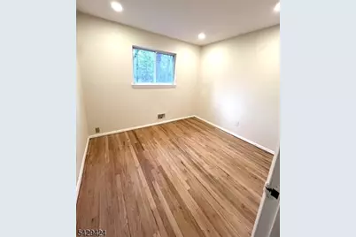 56 Fairway Dr, East Hanover Township, NJ 07936 - Photo 13