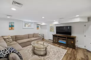 1012 Falls Terrace, Union Township, NJ 07083 - Photo 5