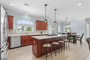 384 Bennetts Ln, Franklin Township, NJ 08873 - Photo 7