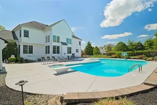 384 Bennetts Ln, Franklin Township, NJ 08873 - Photo 35