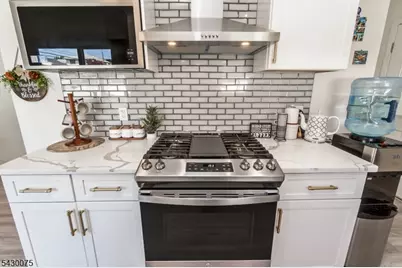 355 Kent St, Phillipsburg, NJ 08865 - Photo 17