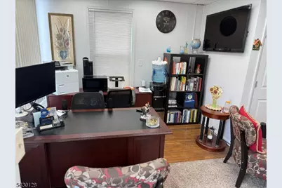 186 E Black Well St, Dover, NJ 07801 - Photo 3