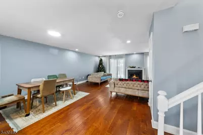 34 Hillsborough Ct, Rockaway Township, NJ 07866 - Photo 13