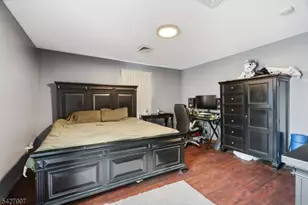 145 Sheridan Ave, Roselle Park, NJ 07204 - Photo 19