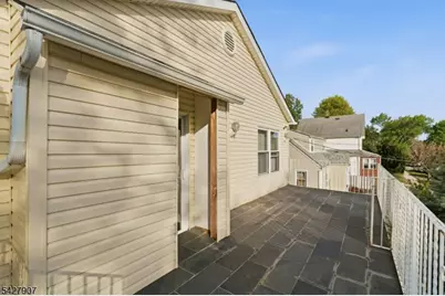 145 Sheridan Ave, Roselle Park, NJ 07204 - Photo 17