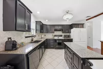 7 Brendona Ave, Hopatcong, NJ 07874 - Photo 9