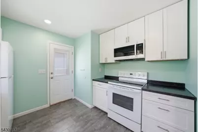 98 Rogers Dr, Roxbury Township, NJ 07850 - Photo 7
