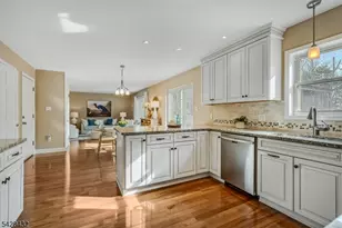 109 Hillside Ave, Bedminster Township, NJ 07921 - Photo 15