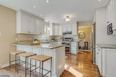 109 Hillside Ave, Bedminster Township, NJ 07921 - Photo 13