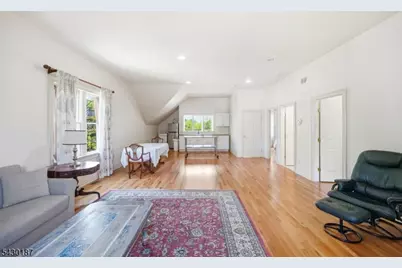 21 Franklin Pl, Morristown, NJ 07960 - Photo 39