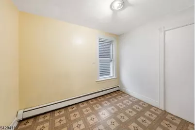 242 Franklin St, Elizabeth, NJ 07206 - Photo 9