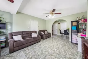 242 Franklin St, Elizabeth, NJ 07206 - Photo 3