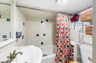 242 Franklin St, Elizabeth, NJ 07206 - Photo 17