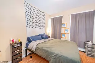223 Martin Luther King Jr Dr, Jersey City, NJ 07305 - Photo 25