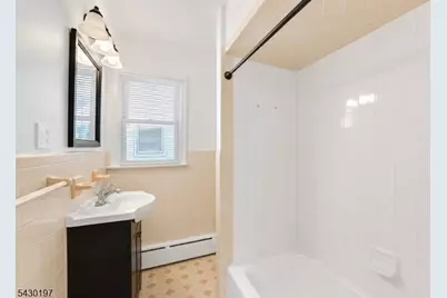 1 Gaston Ave #2, Raritan, NJ 08869 - Photo 5