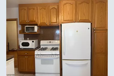 72 Baldwin Pl #2, Bloomfield, NJ 07003 - Photo 3