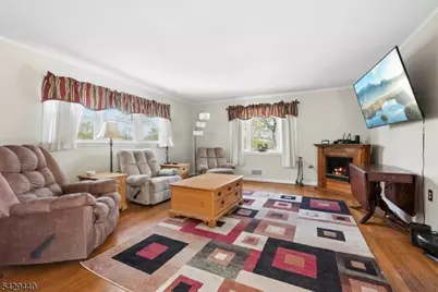 119 Rollins Trl, Hopatcong, NJ 07843 - Photo 11