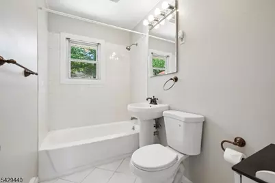119 Rollins Trl, Hopatcong, NJ 07843 - Photo 15
