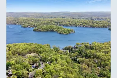 119 Rollins Trl, Hopatcong, NJ 07843 - Photo 23