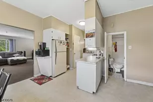360 Rutherford Blvd, Clifton, NJ 07014 - Photo 9
