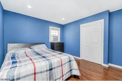 65 Hilltop Ct, Clifton, NJ 07012 - Photo 11