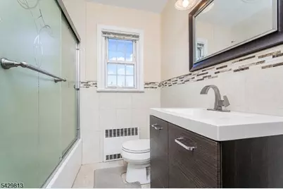 65 Hilltop Ct, Clifton, NJ 07012 - Photo 13