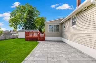 65 Hilltop Ct, Clifton, NJ 07012 - Photo 25
