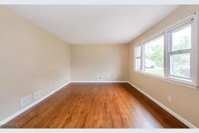 64 School St, North Haledon, NJ 07508 - Photo 9