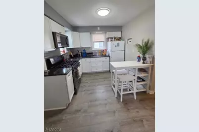 166 Carmita Ave, Rutherford, NJ 07070 - Photo 3